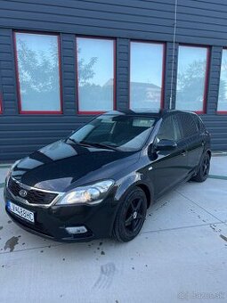 Kia ceed 1,6 crdi 66kw bez dpf