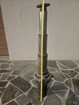 Predám kiper 3 výsuv na vlečku