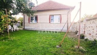 Na predaj rodinný dom v Hrušovanoch s pozemkom 700m2