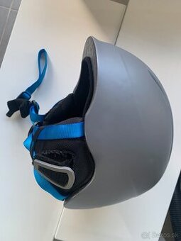 Detská lyžiarska prilba + okuliare