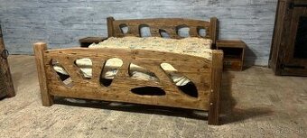 Postel z masivu
