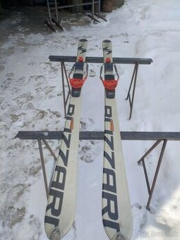 Telemarkové lyže + lyziarky