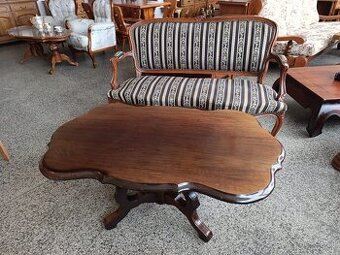 Konferenční stolek, neorenesance, italský styl, masív