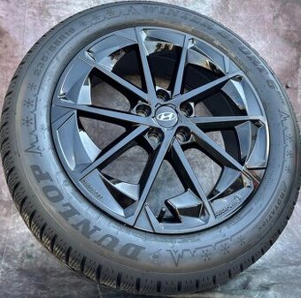 Zimní sada Hyundai 235/55R19 105V nová sada
