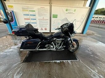 Kupim Harley davidson electra,street