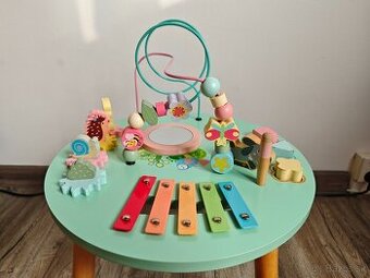 Edukačný stolík - motorická hračka