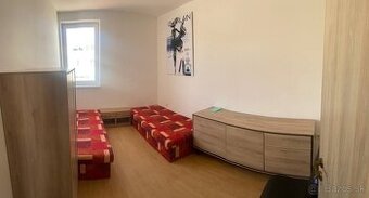 Krátkodobý prenájom bytu priamo v meste Senica