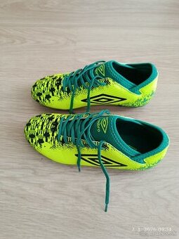 Predám halovky, kopačky