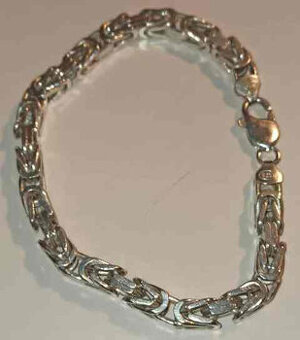 Strieborný náramok - královský vzor