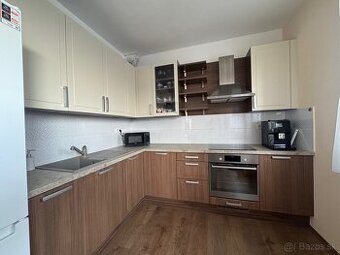 Komplet kuchyňa s drezom a spotrebičmi