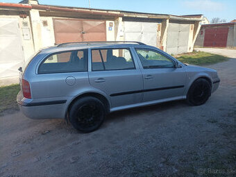 Predam škoda Octavia 1,9 TDI.74kw.rv.2006