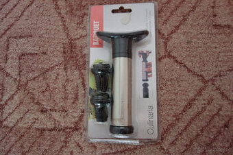 Vákuová pumpa a 2 zátky