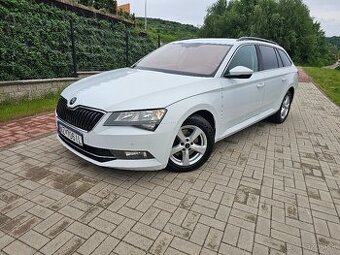 ŠKODA SUPERB COMBI III 1.6 TDI DSG KAMERA ŤAŽNÉ KESSY 2016