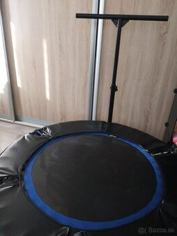 Trampolína