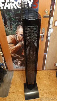 Predám železný stojan na CD výška160cm.