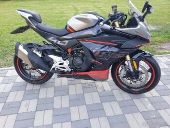 Predám CFMOTO 450 SR