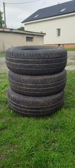 Letné gumy 195/60 r15