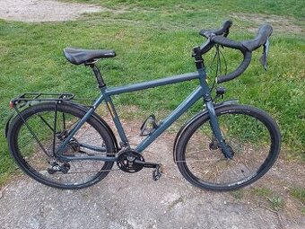 kvalitny gravel bike VELOTRAUM