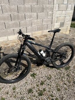 celoodpružený ebike Trek Powerfly FS 7