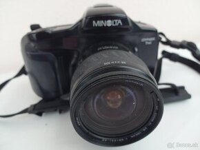 minolta dimax 7xi objektiv sigma uc zoom ohn.vzd 70-210 14-5