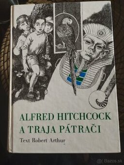 Traja pátrači