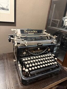 Mercedes písací stroj