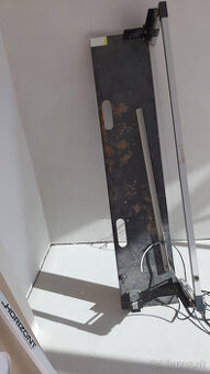 Rezacka na polystyren