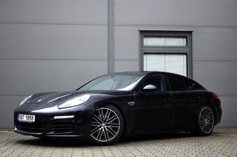 Porsche Panamera 2013