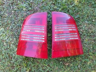 Škoda Octavia combi zadné svetlá