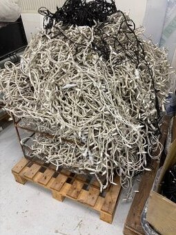 Vyradené vianočné osvetlenie