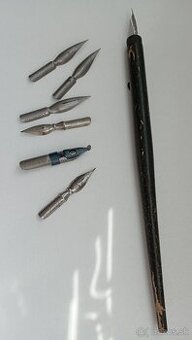 Staré atramentové pero ..
