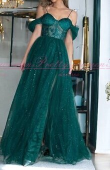 Predám zelené tylové spoločenské šaty