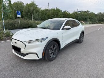 Ford Mustang Mach-E 221kw 98.7kwh