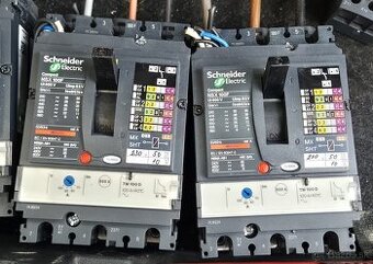 istič deon Schneider electric