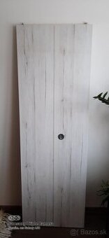 Zalamovacie dvere zo zarubňou