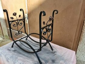Kovaný stojan na krbové drevo ( Na objednávku ) - 1