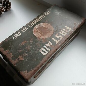 Jeep Willys lekarnička