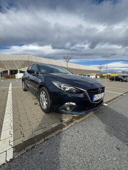 Mazda 3 1.5i (74kW)