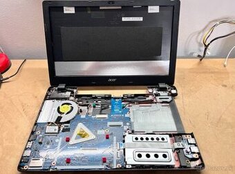 Predám pokazený notebook na náhradné diely zn.Acer E5-571