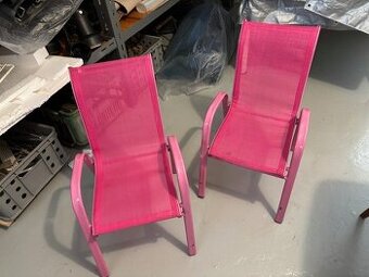 Predám dve detské stoličky