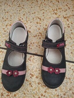 Baleriny veľkosť 35