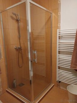 sprchový kút