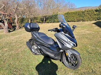 Honda Forza 125 rv 2025