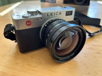 LEICA Digilux 2