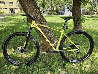 Predam horsky bicykel SCOT Scale 970 v TOP stave.  Ram velko