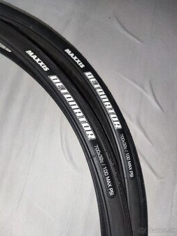 Maxxis detonator 700x32c