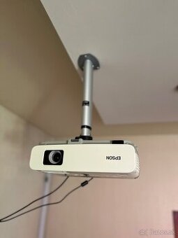 Projektor EPSON EB-85