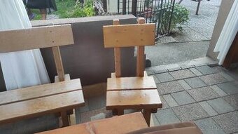 Záhradne lavice a stoličky