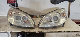 Predám predné svetlá mercedes benz B w245