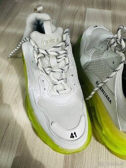 Balenciaga Triple S